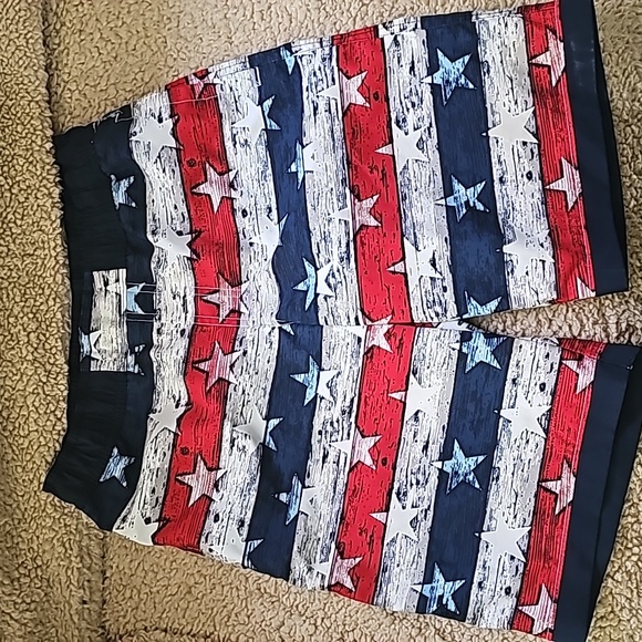 Columbia Boys size L 14/16 swimtrunks - Picture 1 of 1